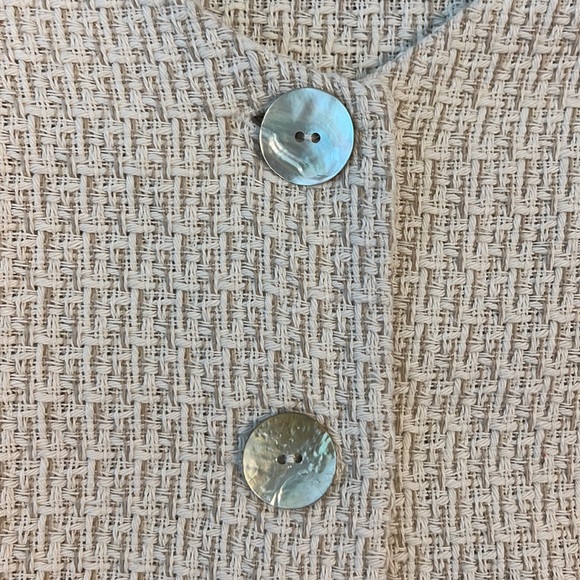 Beige ZARA blouse - Picture 2 of 5